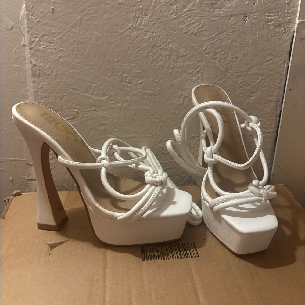 White Platform Knot-Strap High Heel Sandals
